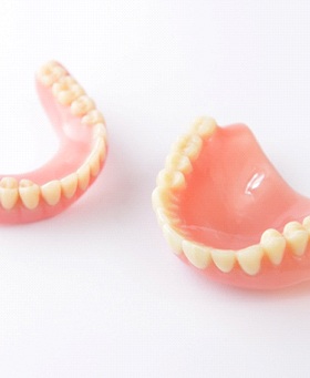 Full dentures