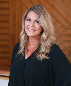 Dental hygienist Kara